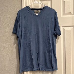 Men’s blue tshirt